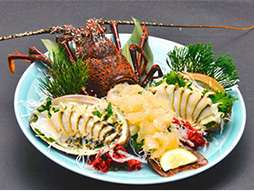 Sashimi of spiny lobster and abalone