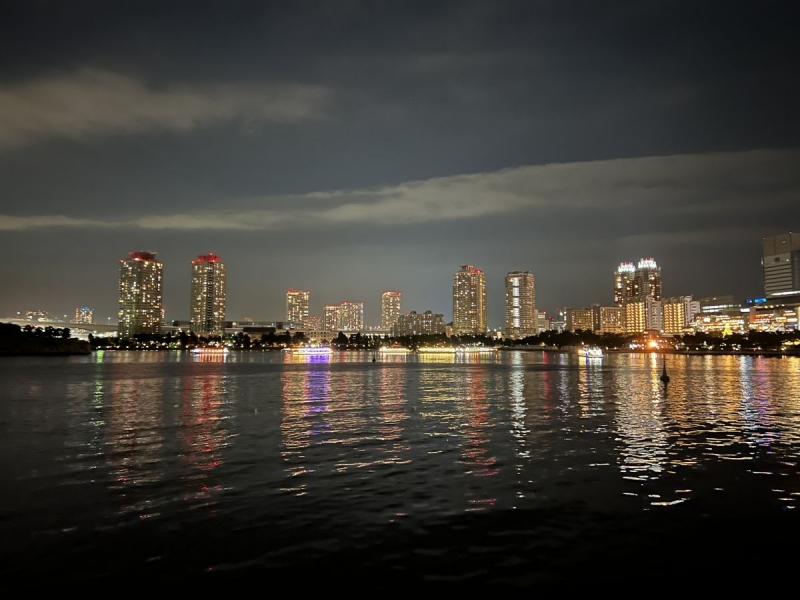 牛田駅　屋形船 夜景