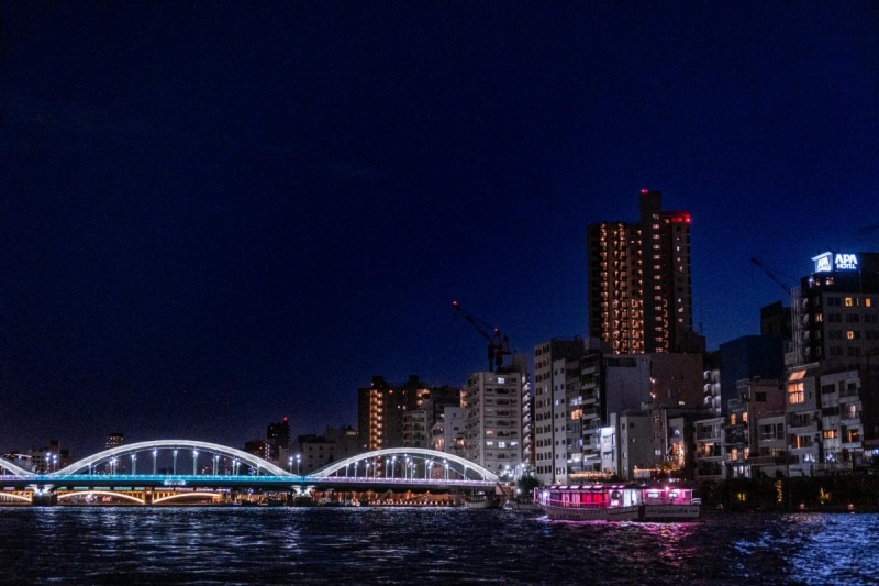 大師前駅 屋形船 夜景